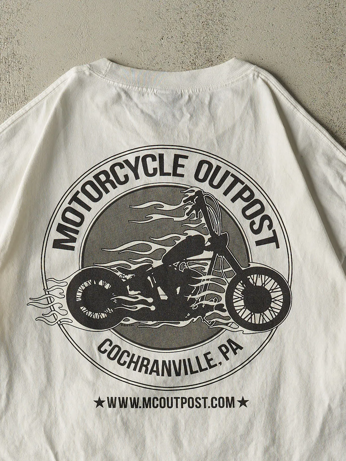 16' White "Its a Dry Heat" Motorcycle Outpost Biker Tee (XL/XXL) sold by Rebalance Vintage product image thumbnail 4