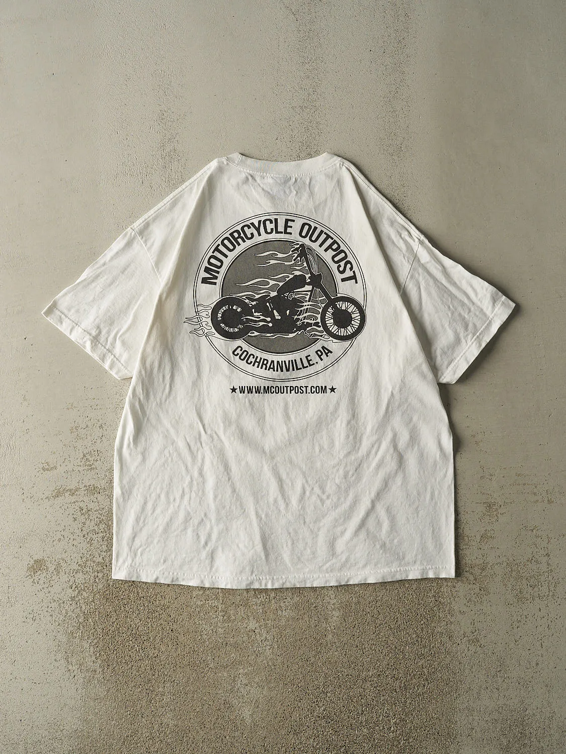 16' White "Its a Dry Heat" Motorcycle Outpost Biker Tee (XL/XXL) sold by Rebalance Vintage product image thumbnail 2
