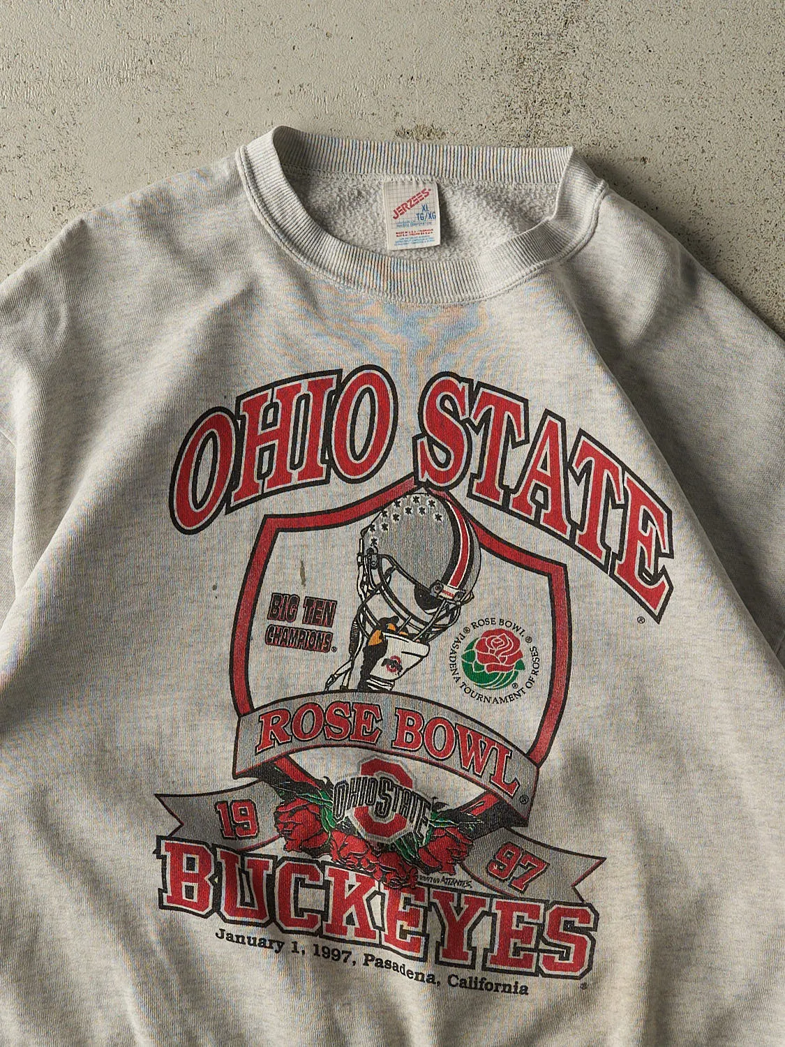 Vintage 97' Heather Grey Ohio State Rosebowl Crewneck (L) sold by Rebalance Vintage product image thumbnail 2