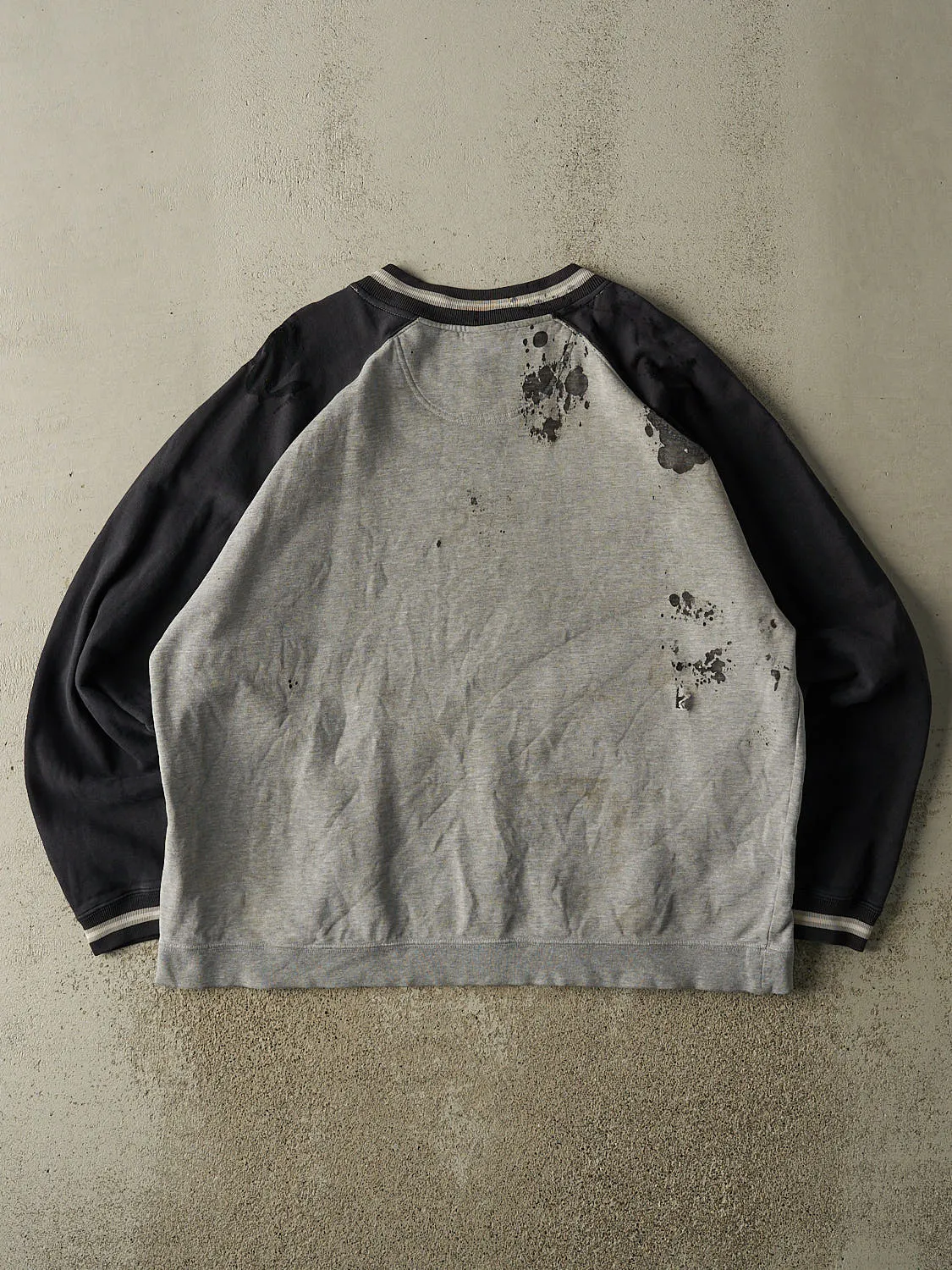 Vintage 90s Grey & Black Reebok Embroidered Crewneck (XL/XXL) sold by Rebalance Vintage product image thumbnail 2