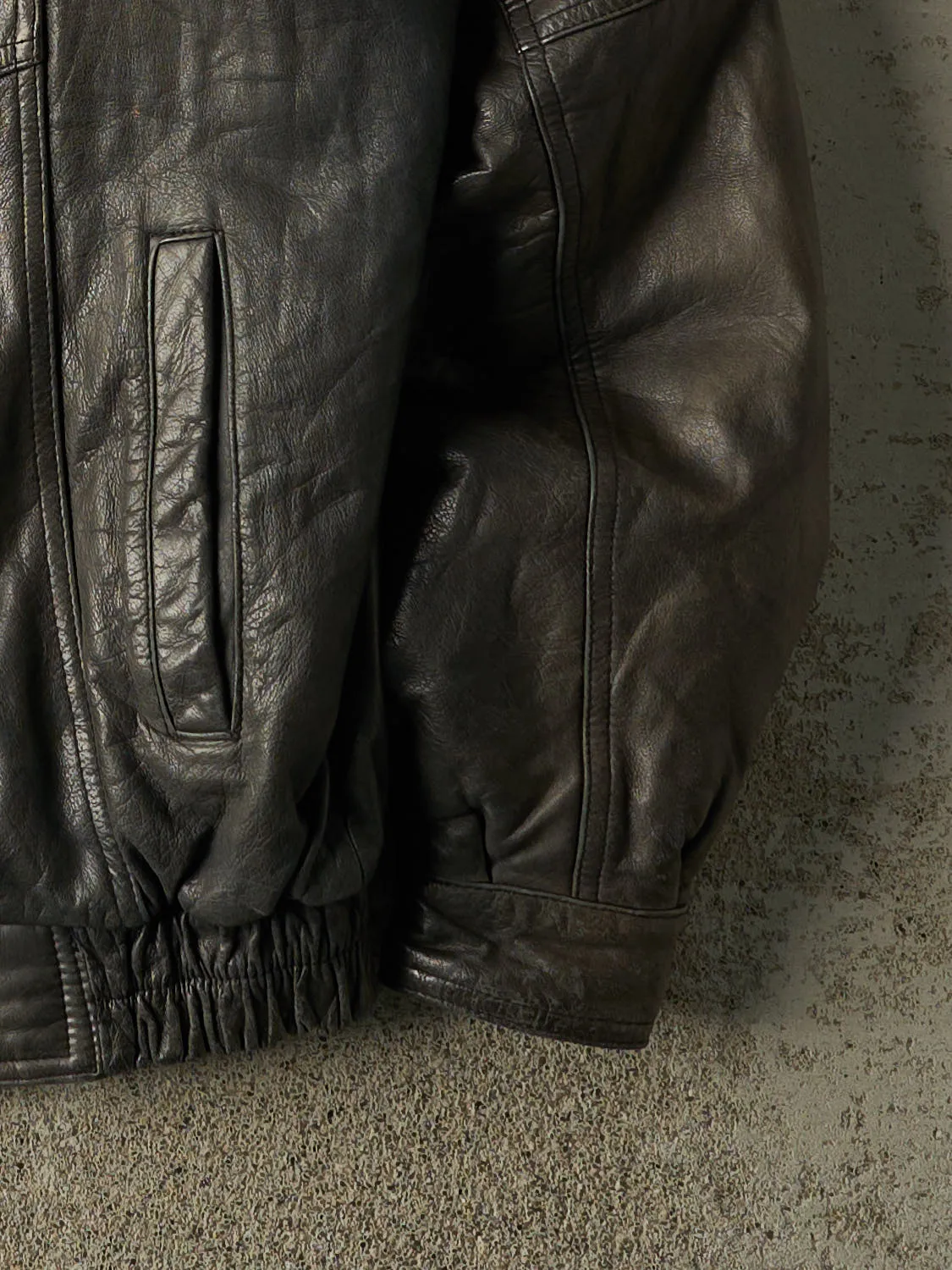 Vintage 90s Sun Faded Black Leather Bomber Jacket (M) sold by Rebalance Vintage product image thumbnail 4