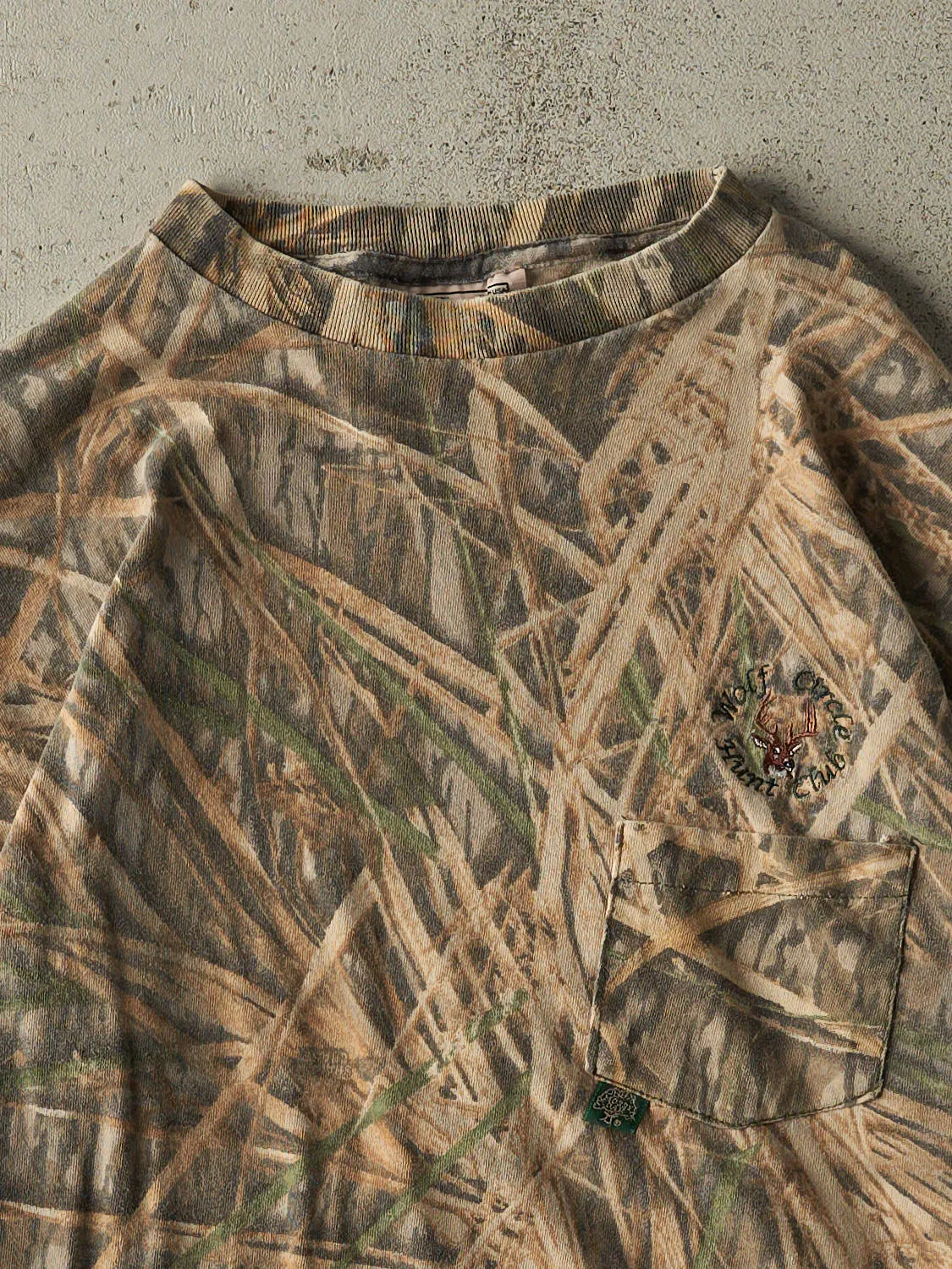 Vintage 90s Camo Mossy Oak Embroidered Pocket Long Sleeve (L) sold by Rebalance Vintage product image thumbnail 2