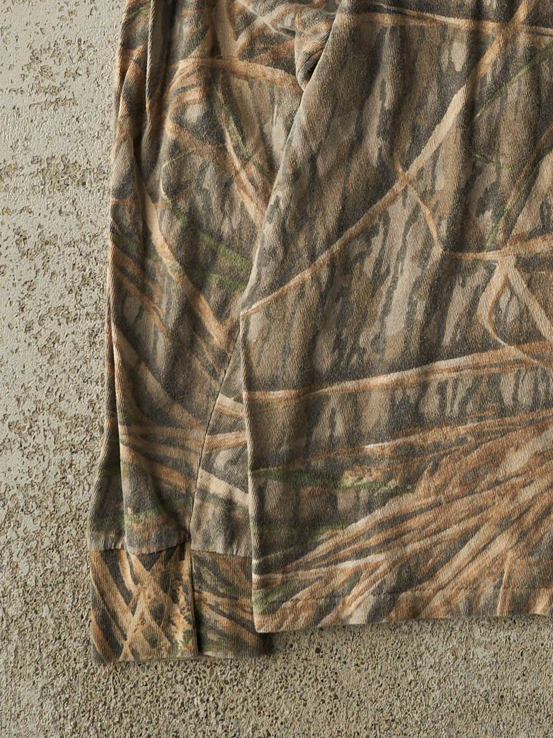 Vintage 90s Camo Mossy Oak Embroidered Pocket Long Sleeve (L) sold by Rebalance Vintage product image thumbnail 3