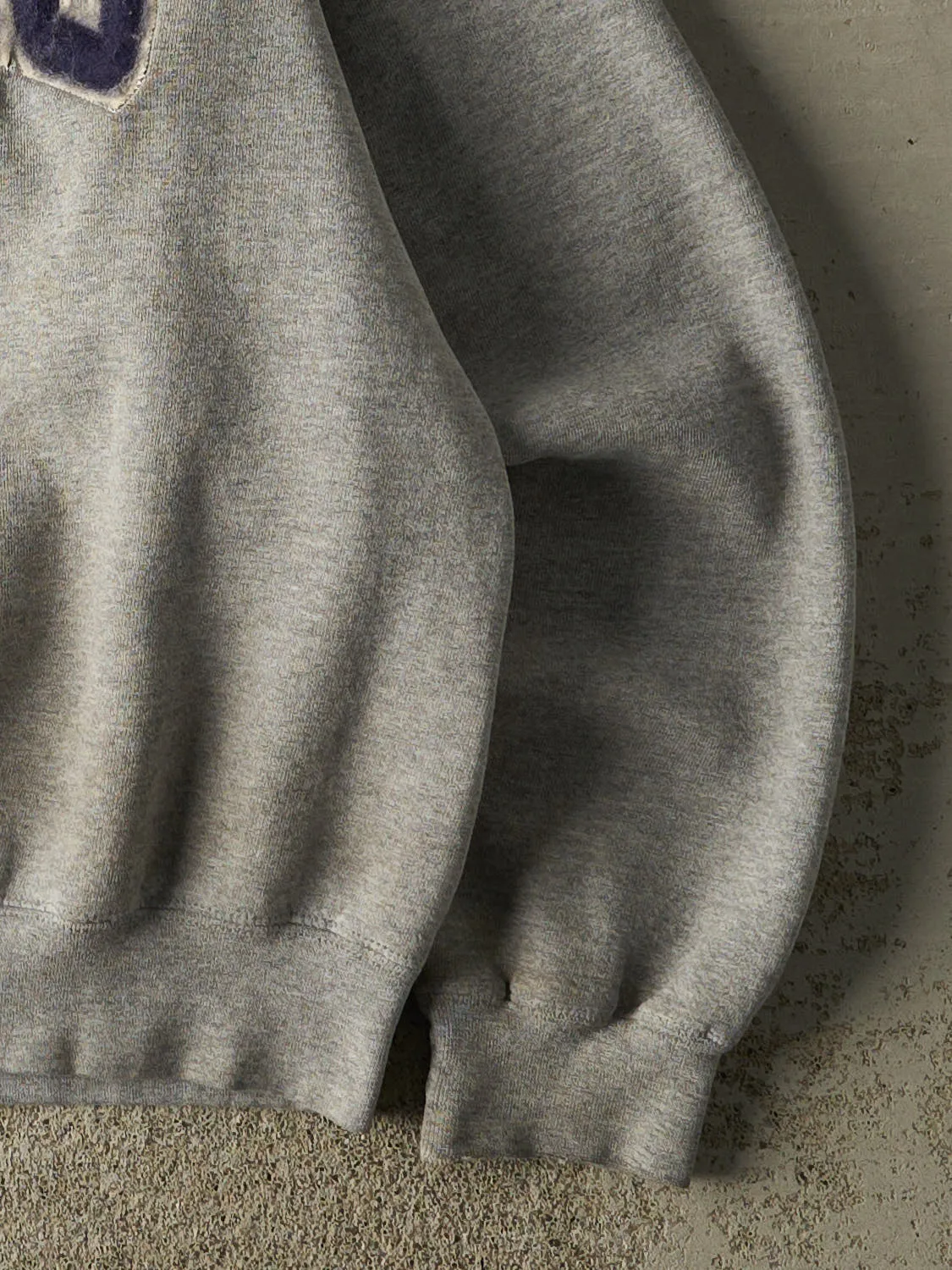 Vintage 90s Grey Ferris Embroidered Crewneck (M) sold by Rebalance Vintage product image thumbnail 4