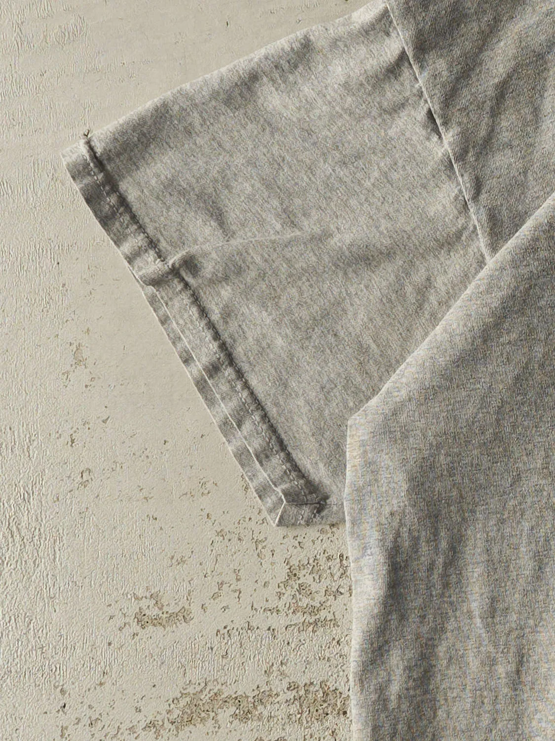 Vintage Y2K Grey "Good Ideas" Slogan Tee (XL) sold by Rebalance Vintage product image thumbnail 3