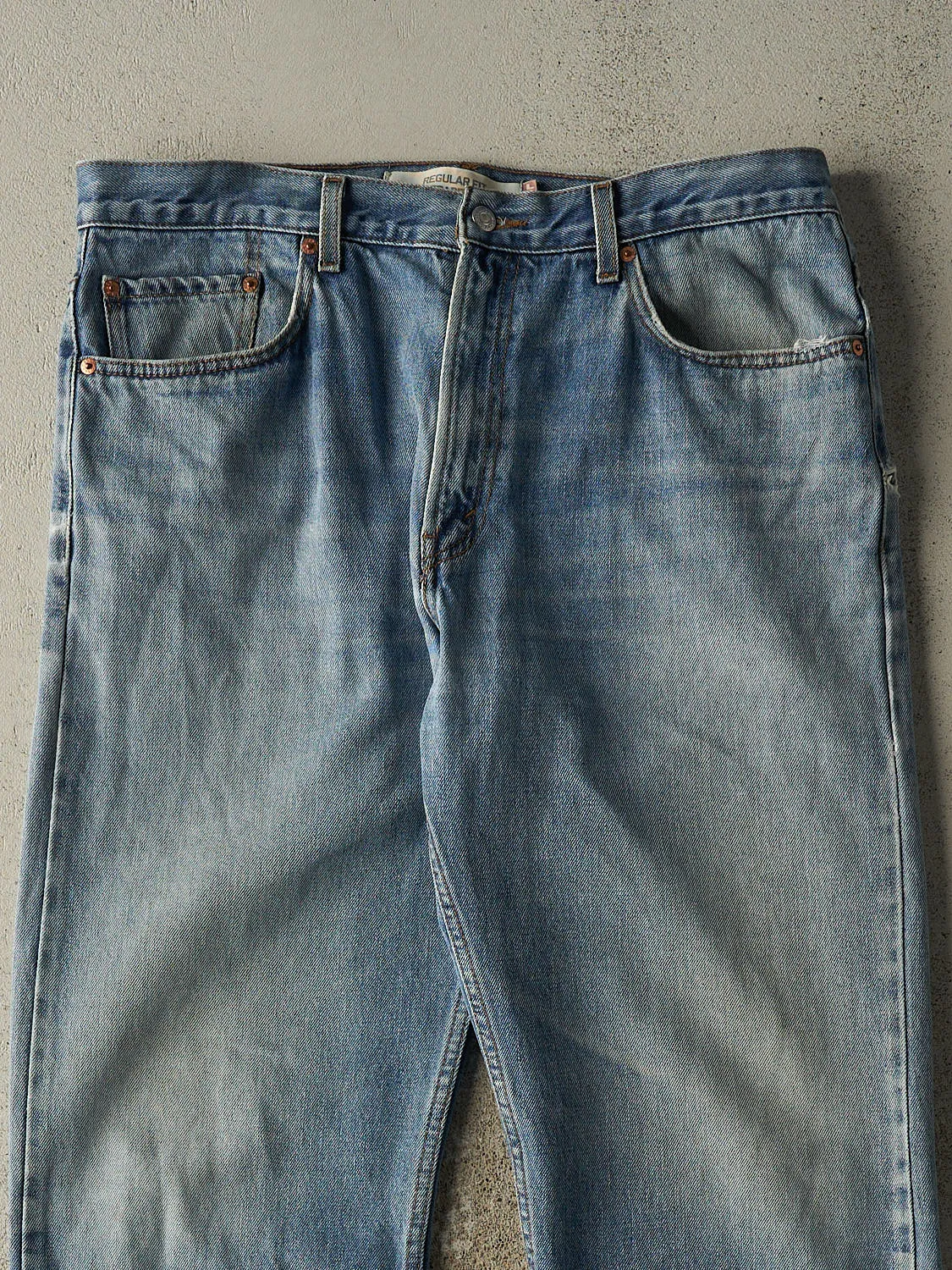 Vintage 90s Light Wash Levi's Jeans (36x32) sold by Rebalance Vintage product image thumbnail 4