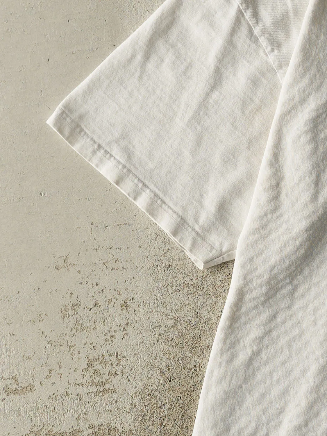 Vintage Y2K White Nike Tee (L) sold by Rebalance Vintage product image thumbnail 3