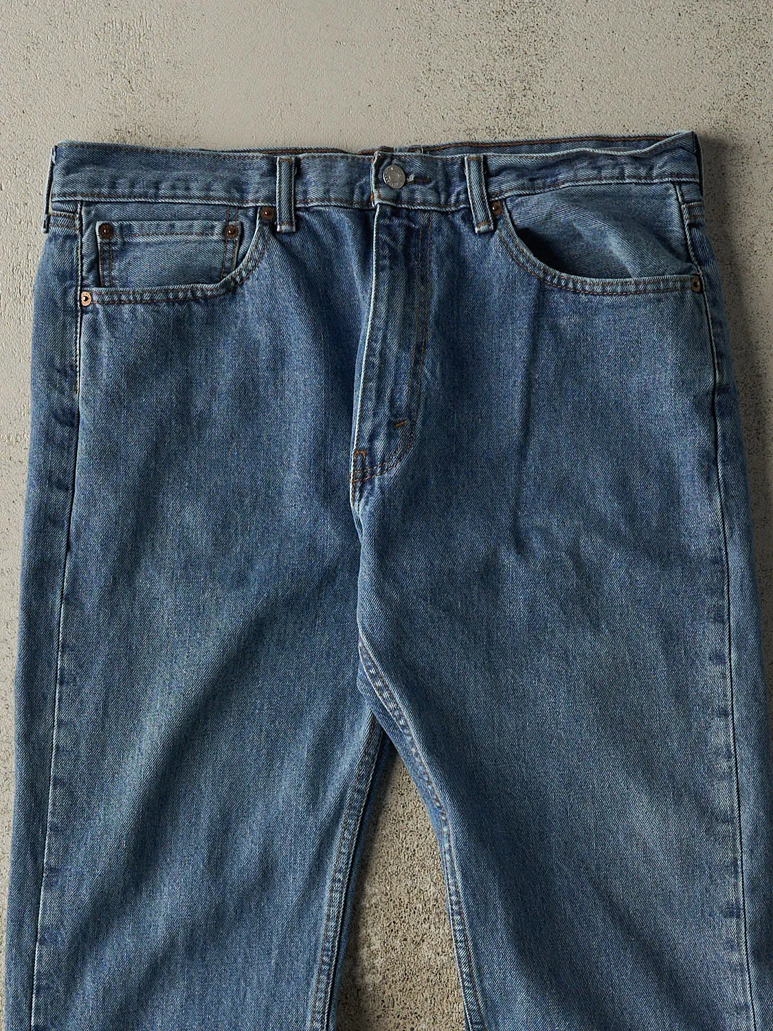 Vintage Y2K Mid Wash Levi's 505 Jeans (36x29) sold by Rebalance Vintage product image thumbnail 3