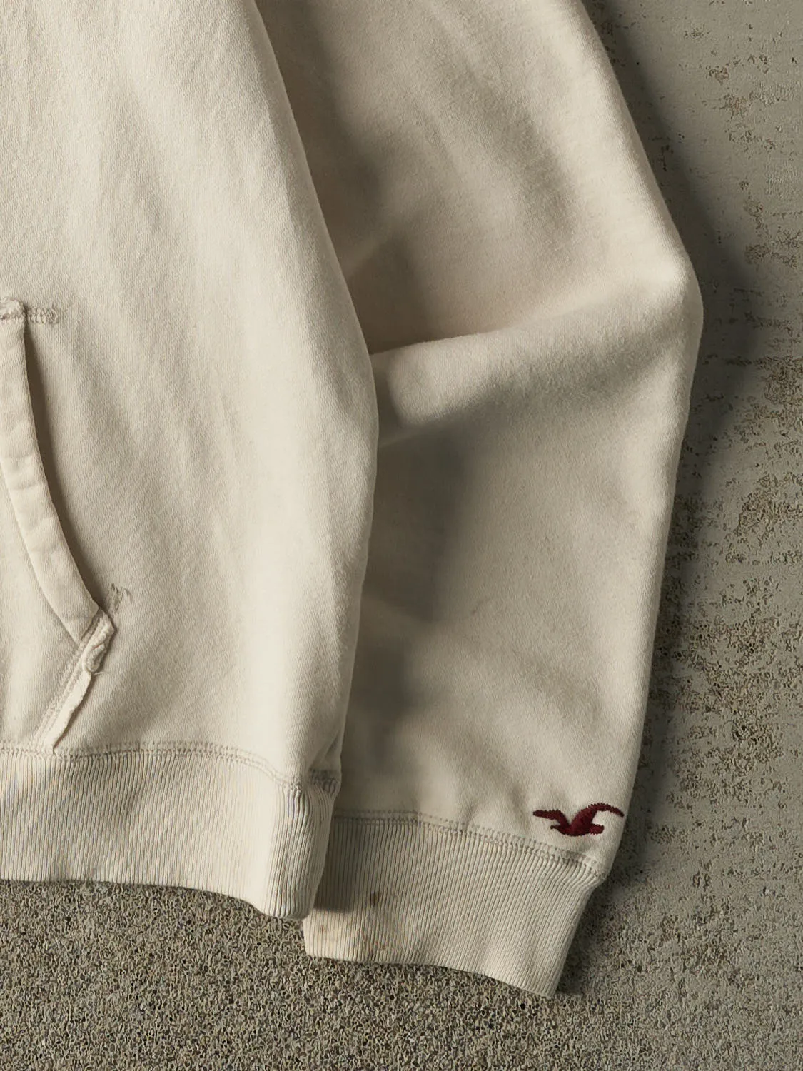 Vintage Y2K Beige Hollister Embroidered Hoodie (M) sold by Rebalance Vintage product image thumbnail 4