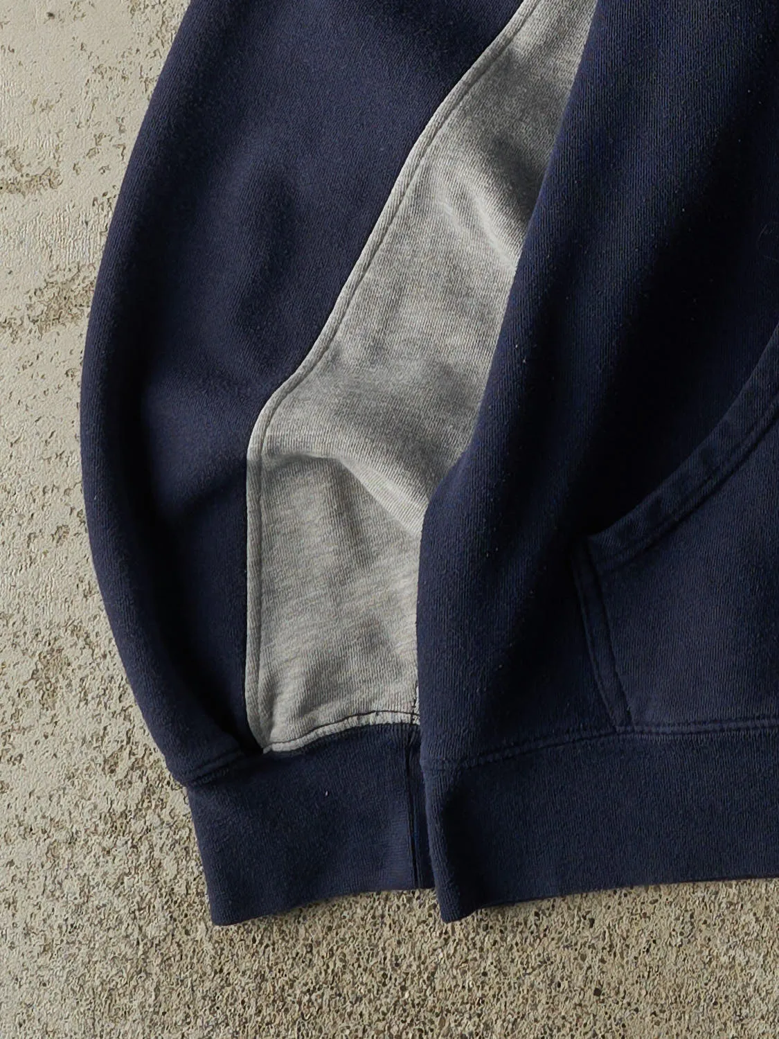 Vintage Y2K Navy Blue Toronto Maple Leafs Hoodie (M) sold by Rebalance Vintage product image thumbnail 3