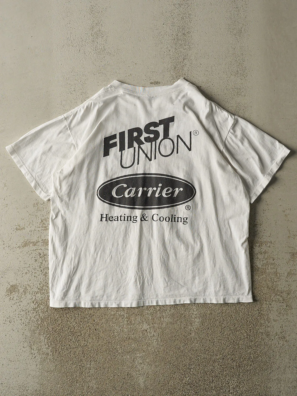 Vintage 95' White Charlotte Hornets "U Gotta Bee There" Tee (L) sold by Rebalance Vintage product image thumbnail 2