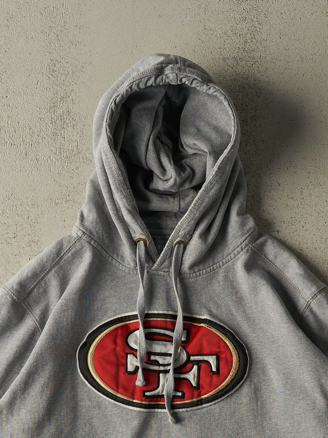 Vintage Y2K Grey San Francisco 49ers Embroidered Hoodie (L) sold by Rebalance Vintage product image thumbnail 2