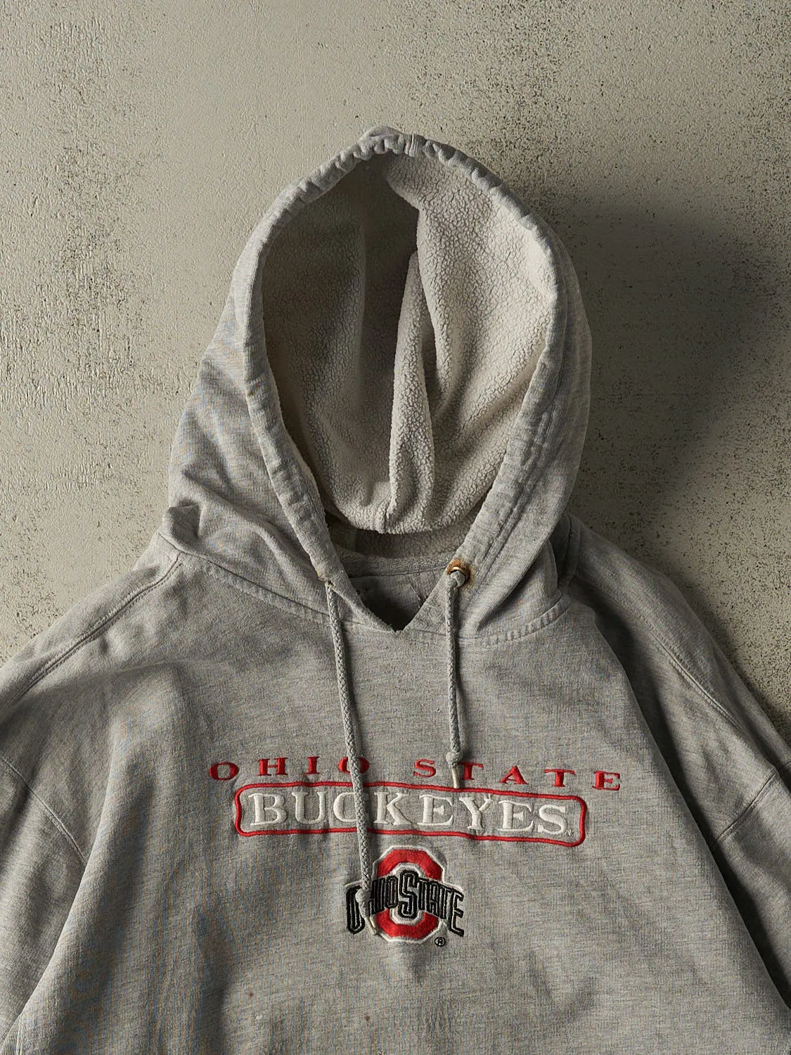 Vintage 90s Grey Ohio State University Buckeyes Embroidered Hoodie (XL) sold by Rebalance Vintage product image thumbnail 2