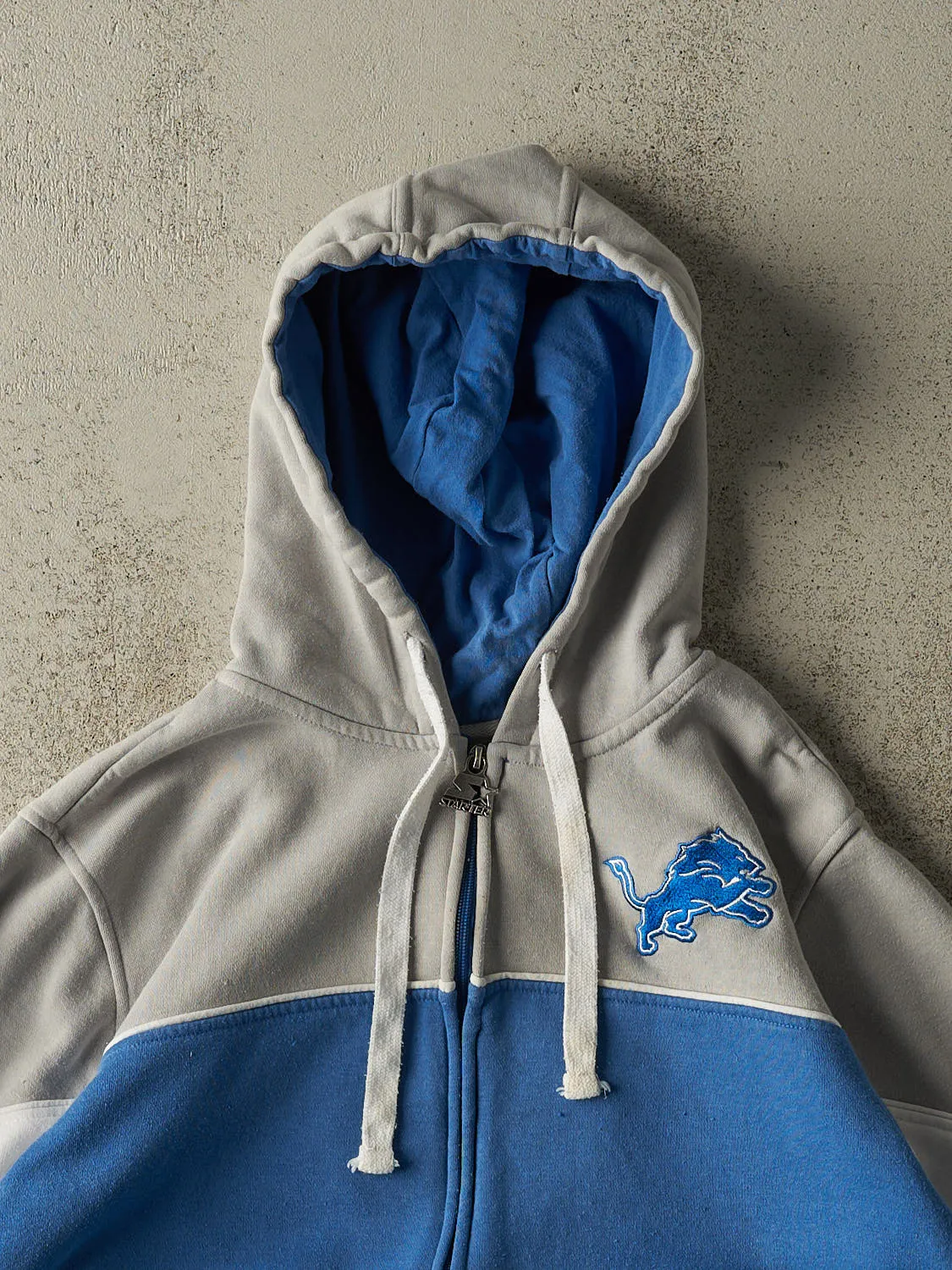 Vintage Y2K Blue & Grey Detroit Lions Hoodie (M/L) sold by Rebalance Vintage product image thumbnail 3