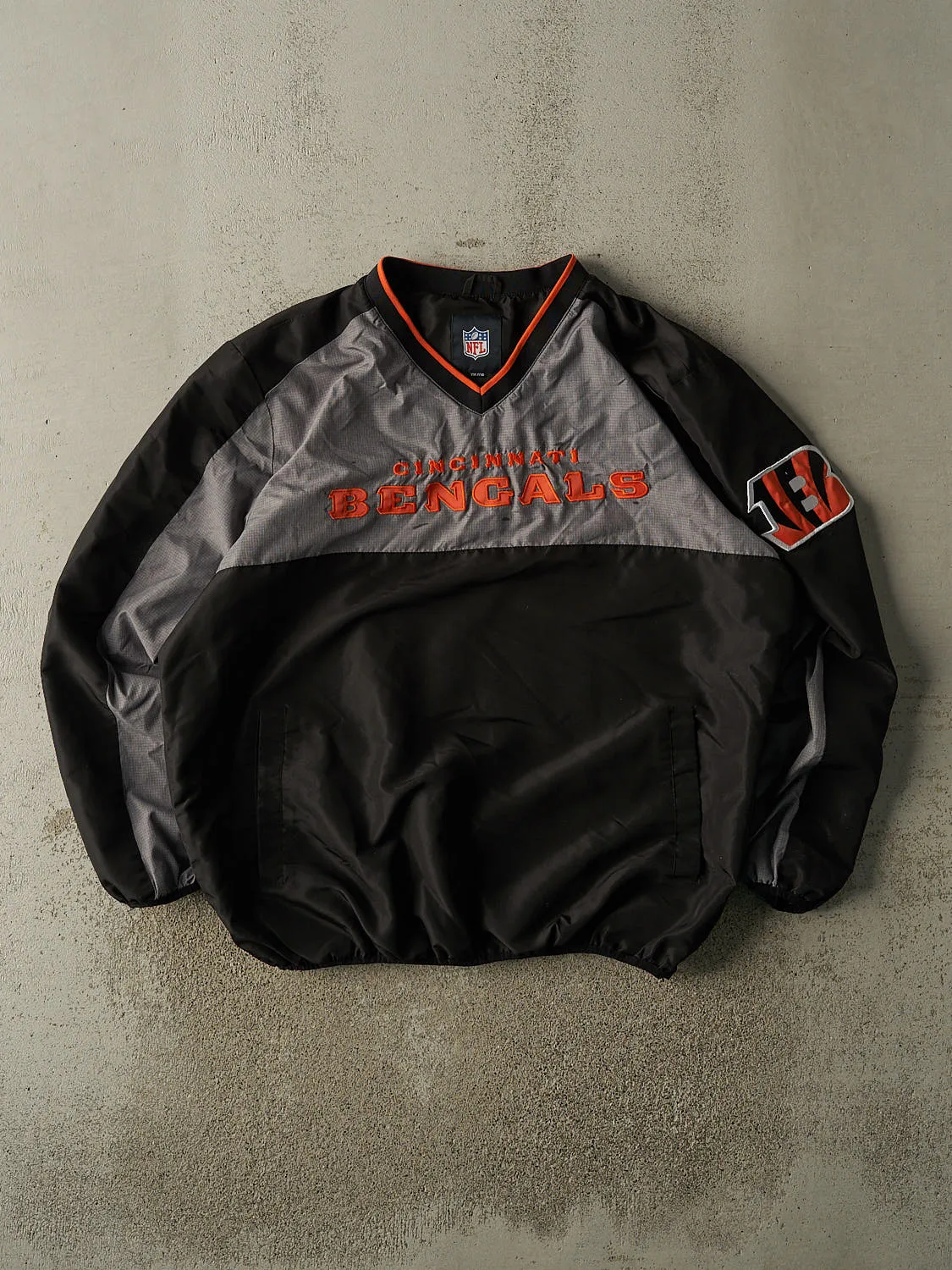 Vintage Y2K Black & Grey Cincinnati Bengals Windbreaker Jacket (XL/XXL) sold by Rebalance Vintage