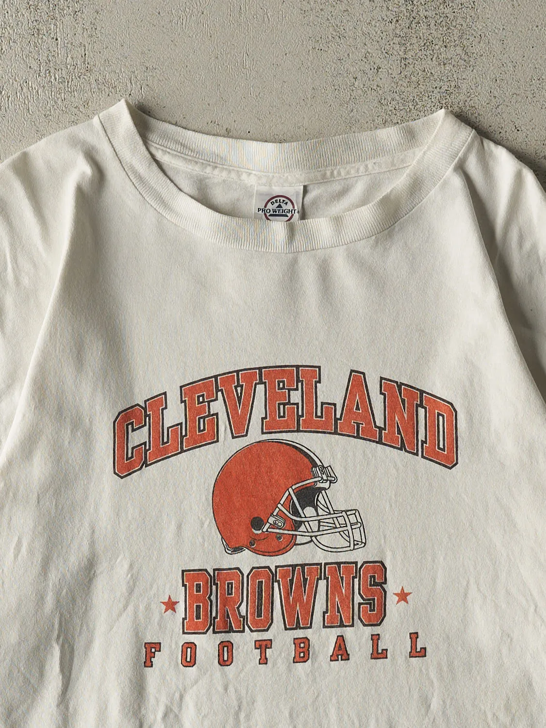 Vintage Y2K White Cleveland Browns Tee (L) sold by Rebalance Vintage product image thumbnail 2