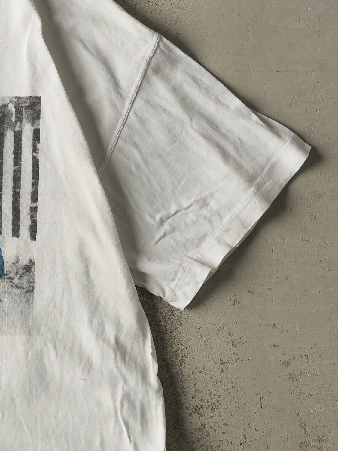 Vintage 90s White Kissing Tee (L/XL) sold by Rebalance Vintage product image thumbnail 4