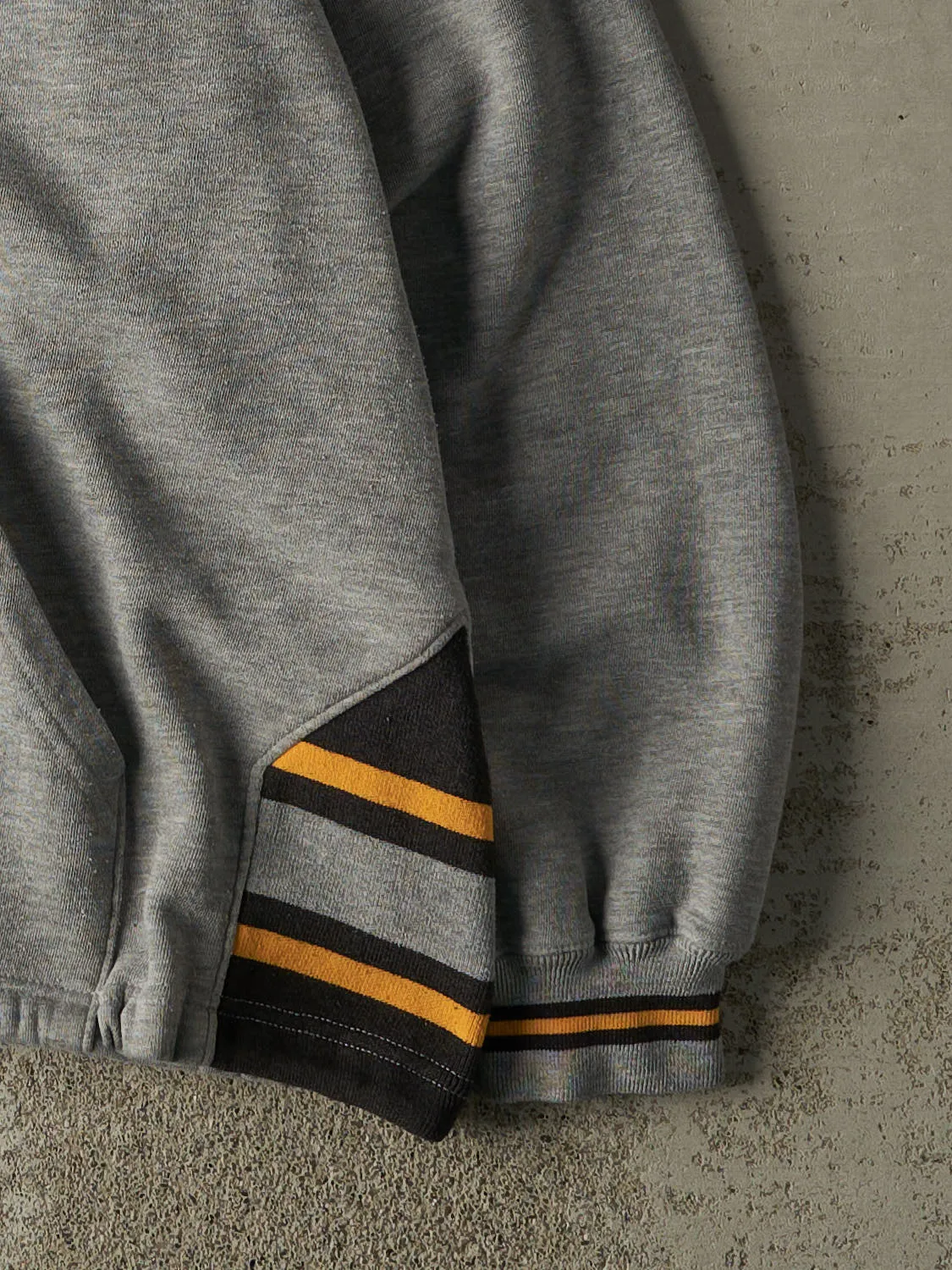 Vintage Y2K Grey Pittsburgh Steelers Quarter Zip Hoodie (XL/XXL) sold by Rebalance Vintage product image thumbnail 4