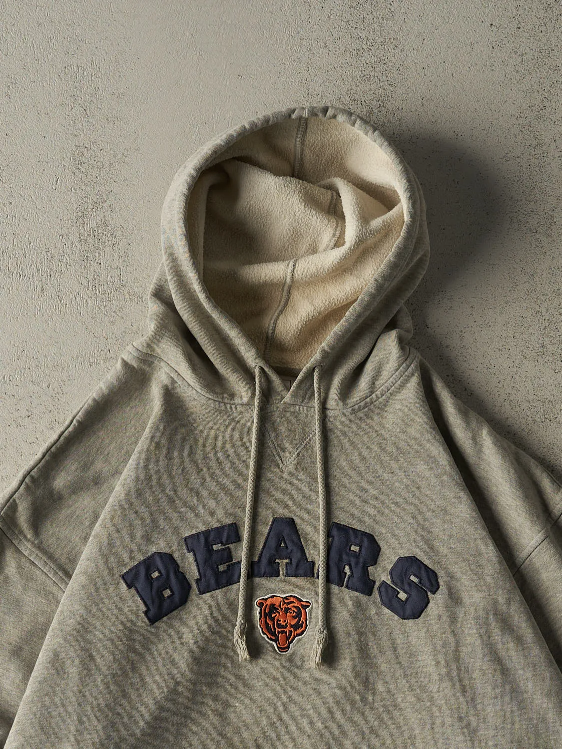Vintage 90s Grey Chicago Bears Embroidered Hoodie (XXL/XXXL) sold by Rebalance Vintage product image thumbnail 2