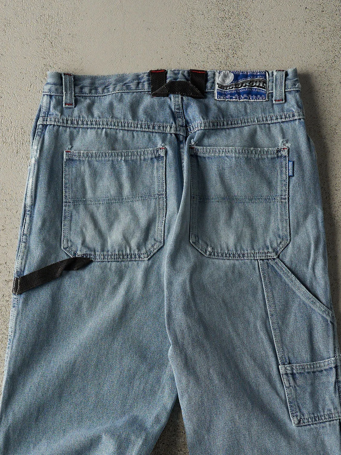 Vintage Y2K Light Wash Third Rail Carpenter Jeans (31x29) sold by Rebalance Vintage product image thumbnail 5