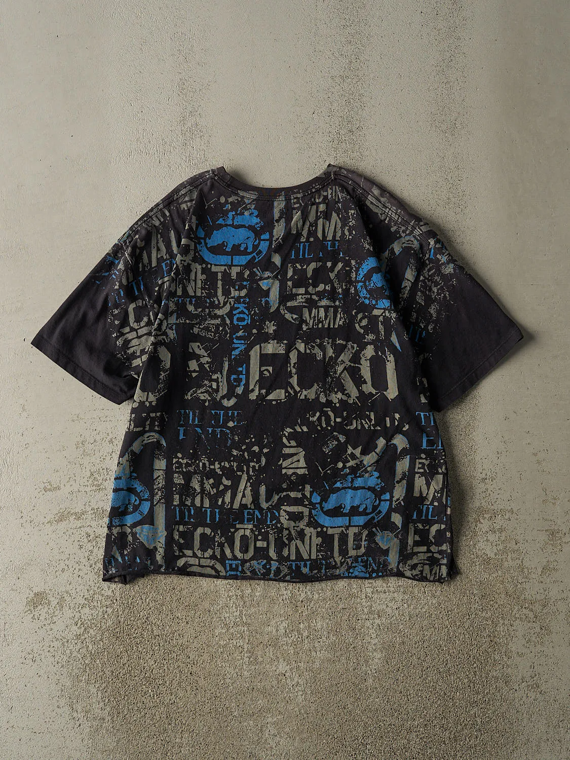 Vintage Y2K Black & Blue Ecko AOP Tee (M/L) sold by Rebalance Vintage product image thumbnail 2