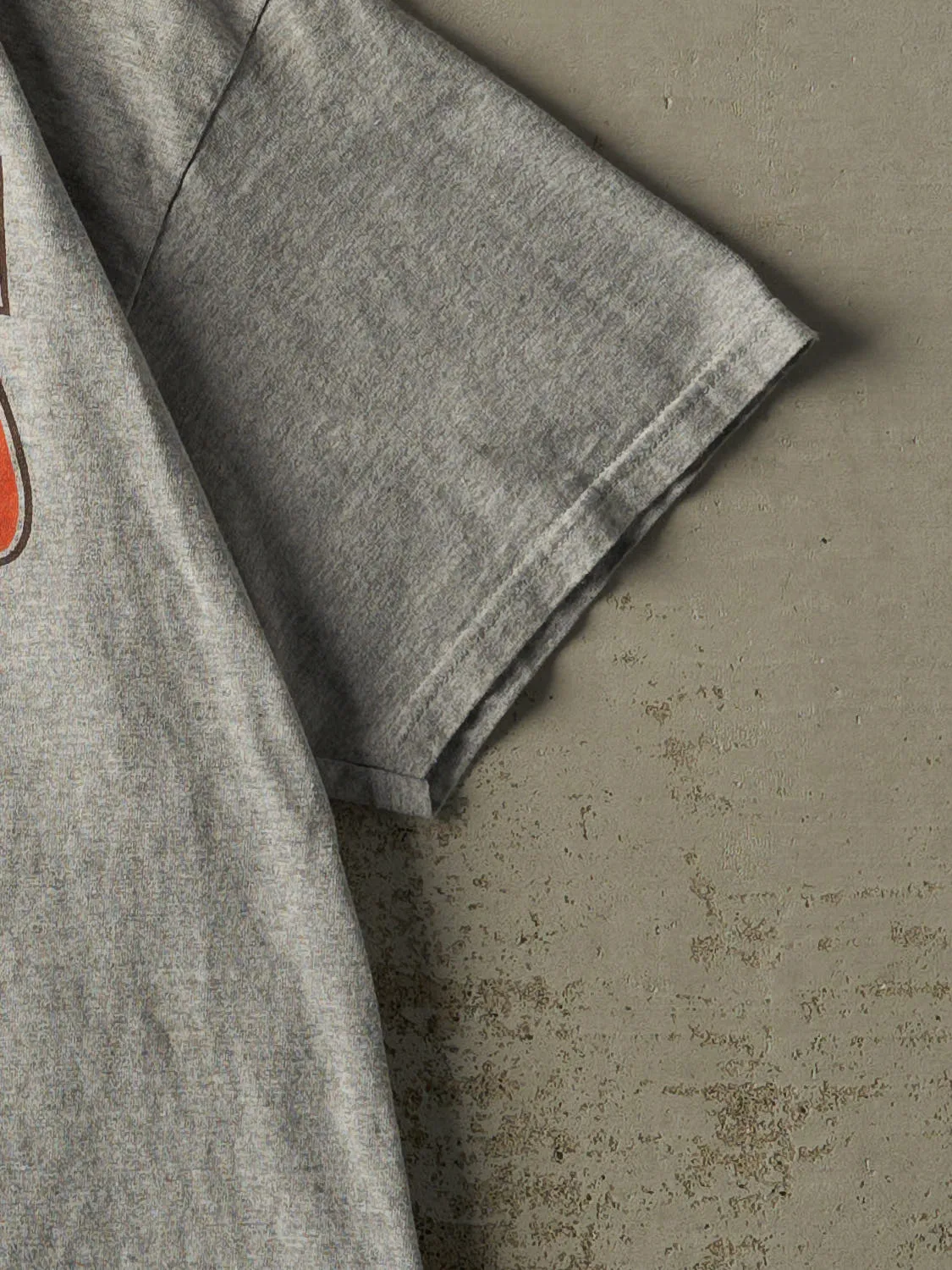 Vintage 99' Grey Cleveland Browns Tee (XL/XXL) sold by Rebalance Vintage product image thumbnail 4