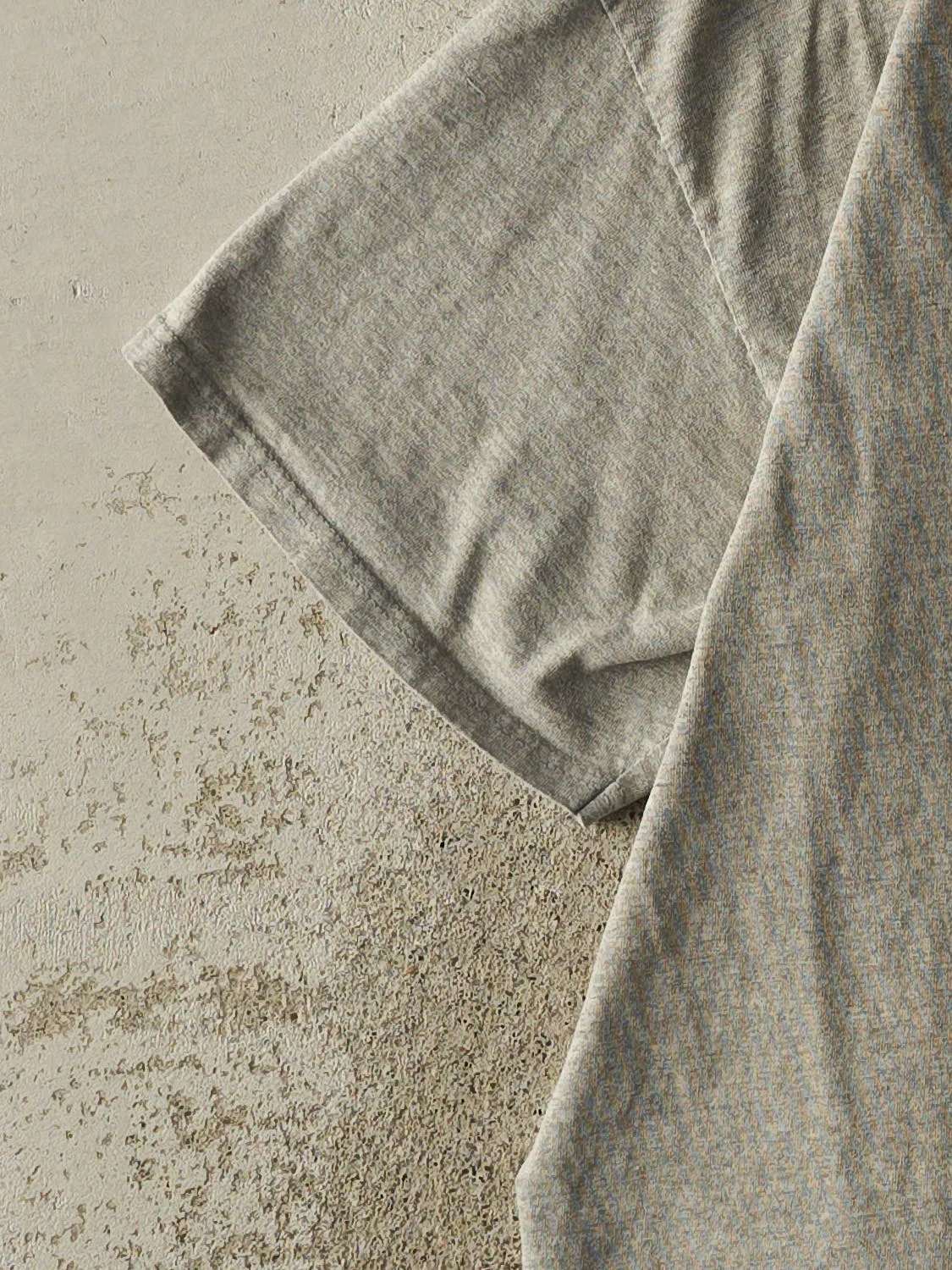 Vintage Y2K Grey Detroit Tigers Tee (L) sold by Rebalance Vintage product image thumbnail 3