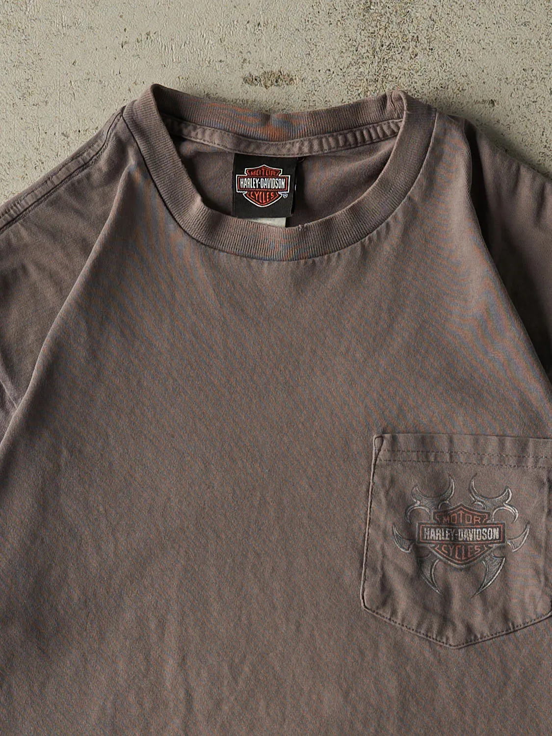 Vintage 03' Grey Harley Davidson St. Paul MN Pocket Tee (M/L) sold by Rebalance Vintage product image thumbnail 3