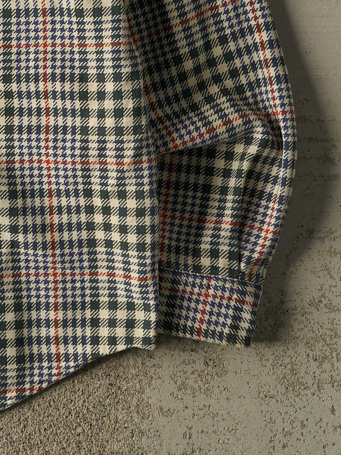 Vintage 90s Beige Eddie Bauer Plaid Button Up Long Sleeve (L/XL) sold by Rebalance Vintage product image thumbnail 4