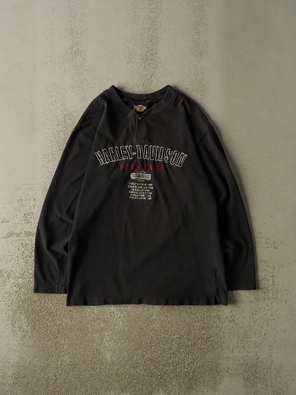 Vintage 99' Faded Black Harley Davidson Embroidered Quarter Button Long Sleeve (L/XL) made by Rebalance Vintage