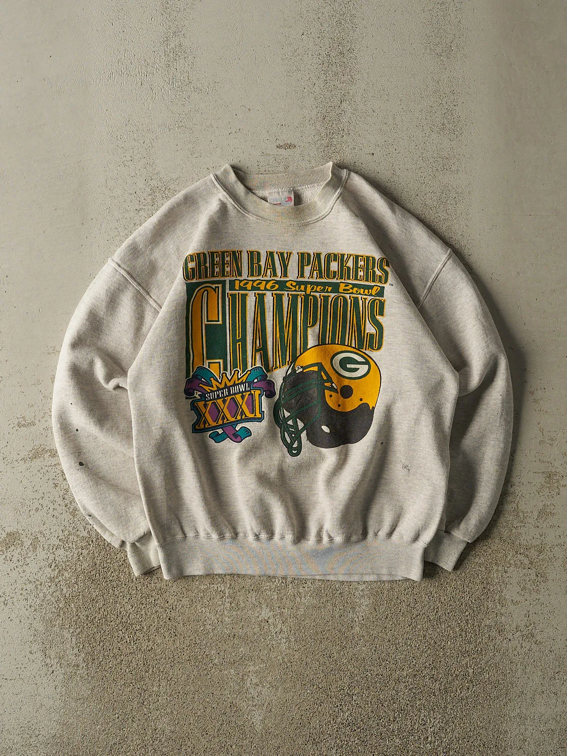 Vintage 96' Heather Grey Green Bay Packers Super Bowl Champions Crewneck (S/M) sold by Rebalance Vintage