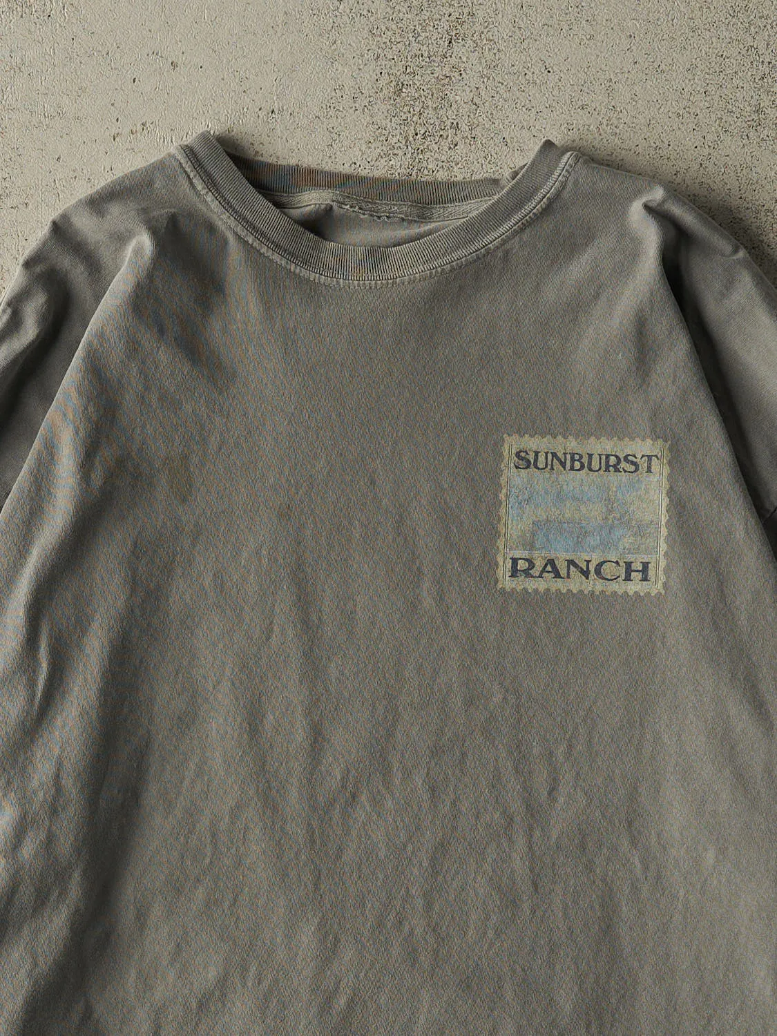 Vintage Y2K Grey Sunburst Ranch Long Sleeve (L/XL) sold by Rebalance Vintage product image thumbnail 3
