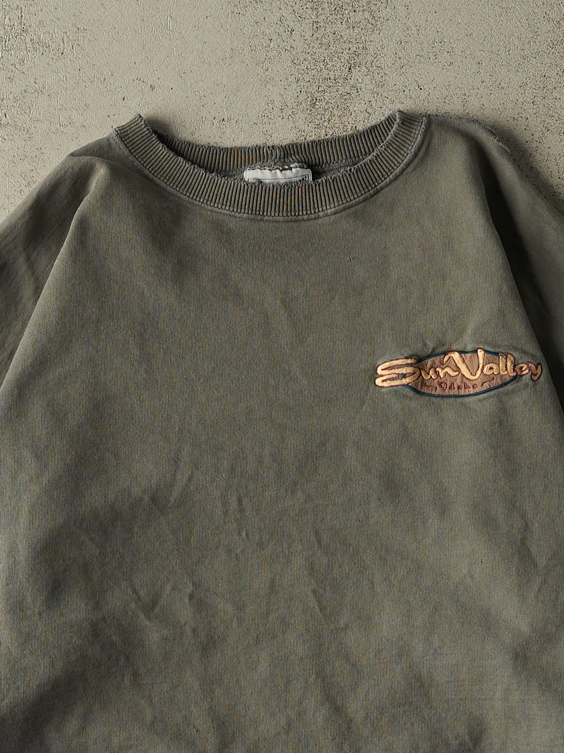 Vintage 90s Washed Green Sun Valley Idaho Embroidered Crewneck (XL) sold by Rebalance Vintage product image thumbnail 2