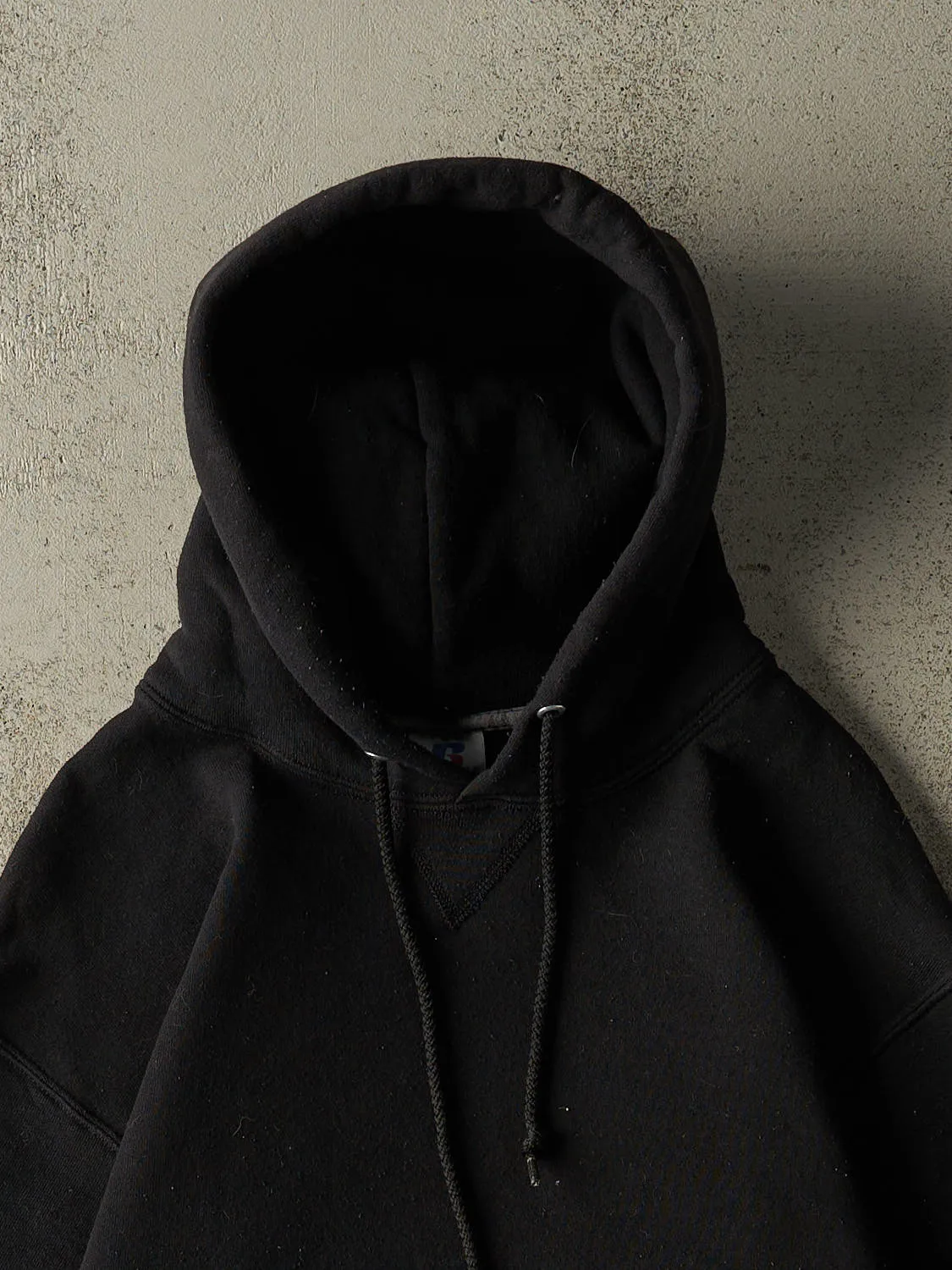 Vintage Y2K Black Russell Athletic Blank Hoodie (M) sold by Rebalance Vintage product image thumbnail 2