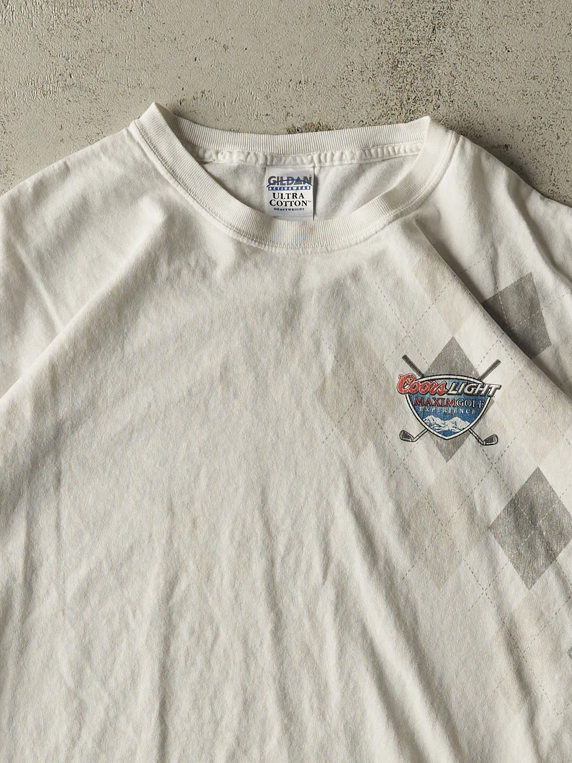 Vintage Y2K White Coors Light Golf Tee (L/XL) sold by Rebalance Vintage product image thumbnail 2