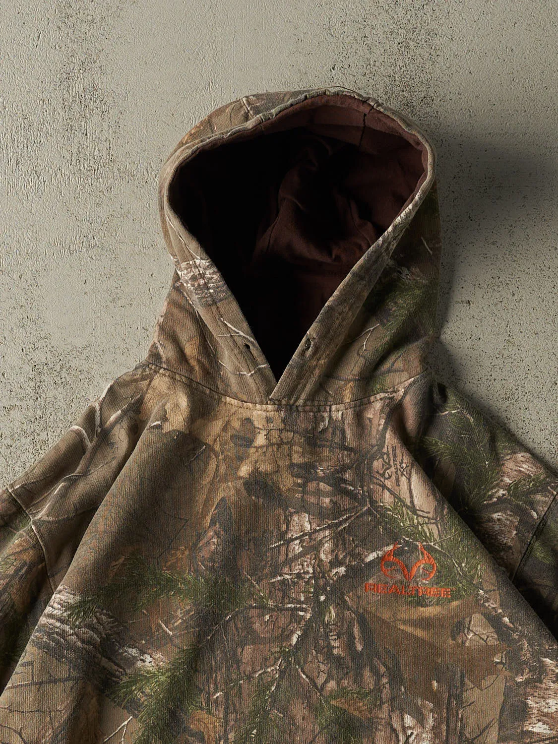 Vintage 90s Camo Realtree Blank Hoodie (S/M) sold by Rebalance Vintage product image thumbnail 2