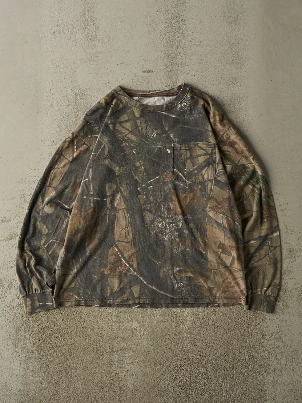 Vintage 90s Camo Realtree Pocket Long Sleeve (M) made by Rebalance Vintage