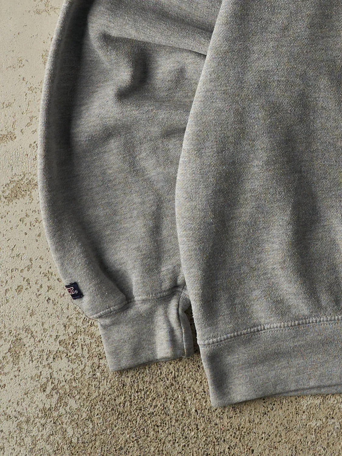 Vintage Y2K Grey Berry Embroidered Crewneck (M/L) sold by Rebalance Vintage product image thumbnail 3