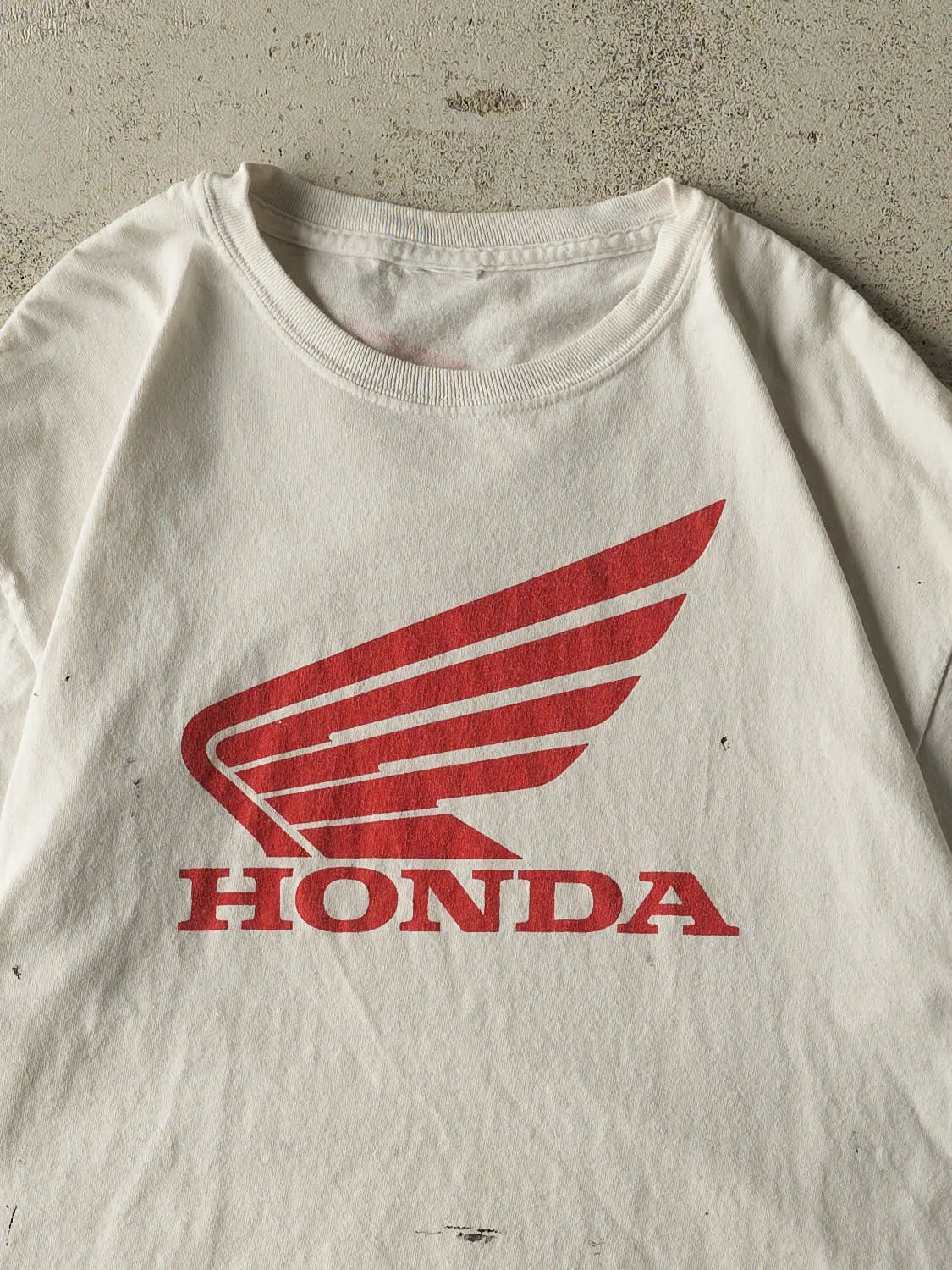 Vintage Y2K White Honda Racing Tee (L) sold by Rebalance Vintage product image thumbnail 2
