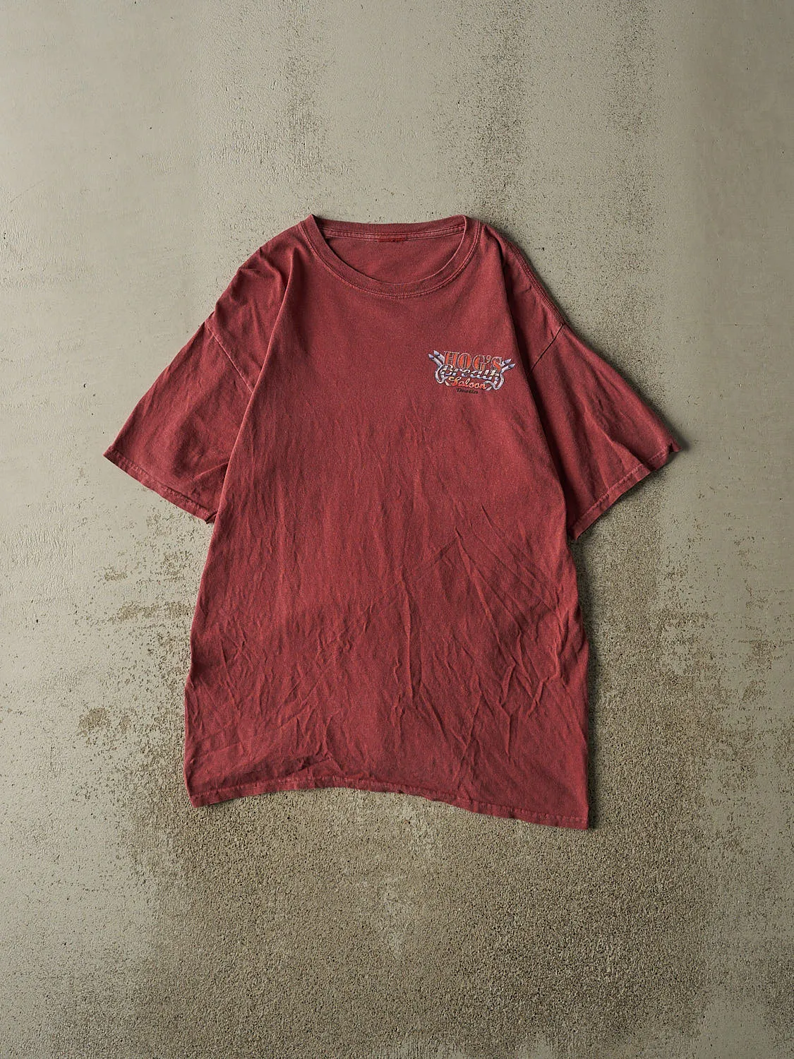 Vintage Y2K Burgundy Hog's Breath Saloon Tee (M/L) sold by Rebalance Vintage