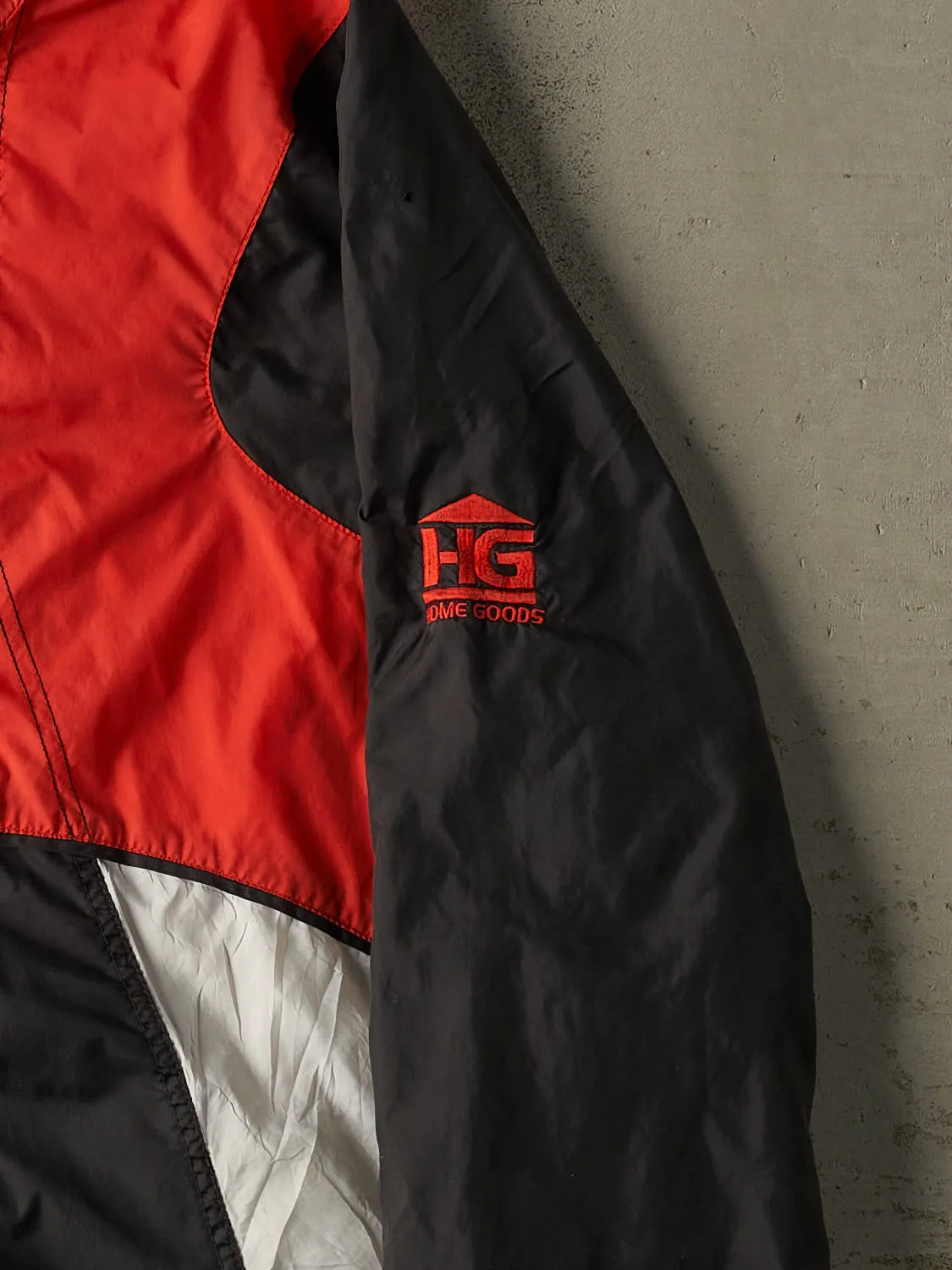 Vintage 90s Red, Black & White Nike Rossland Trail Windbreaker Jacket (XL/XXL) sold by Rebalance Vintage product image thumbnail 4