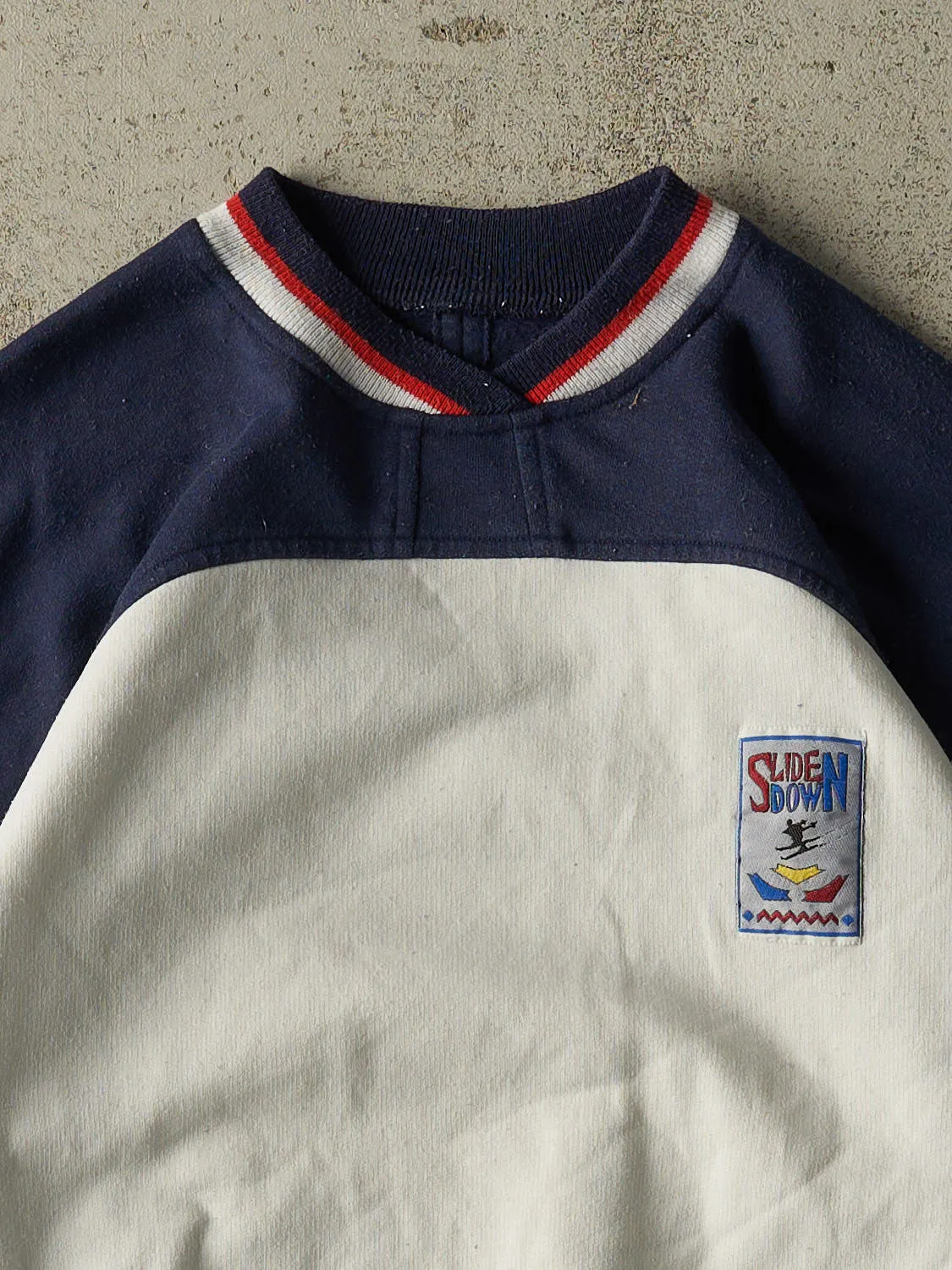 Vintage 80s Navy Blue & White Slide Down Skiing Crewneck (M/L) sold by Rebalance Vintage product image thumbnail 2