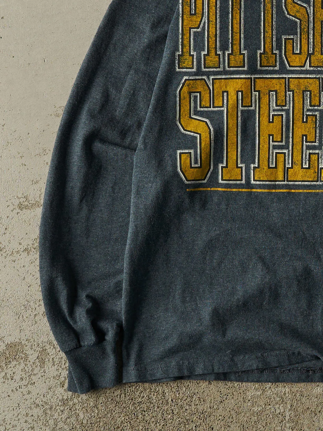 Vintage Y2K Charcoal Grey Pittsburgh Steelers Long Sleeve (S/M) sold by Rebalance Vintage product image thumbnail 3