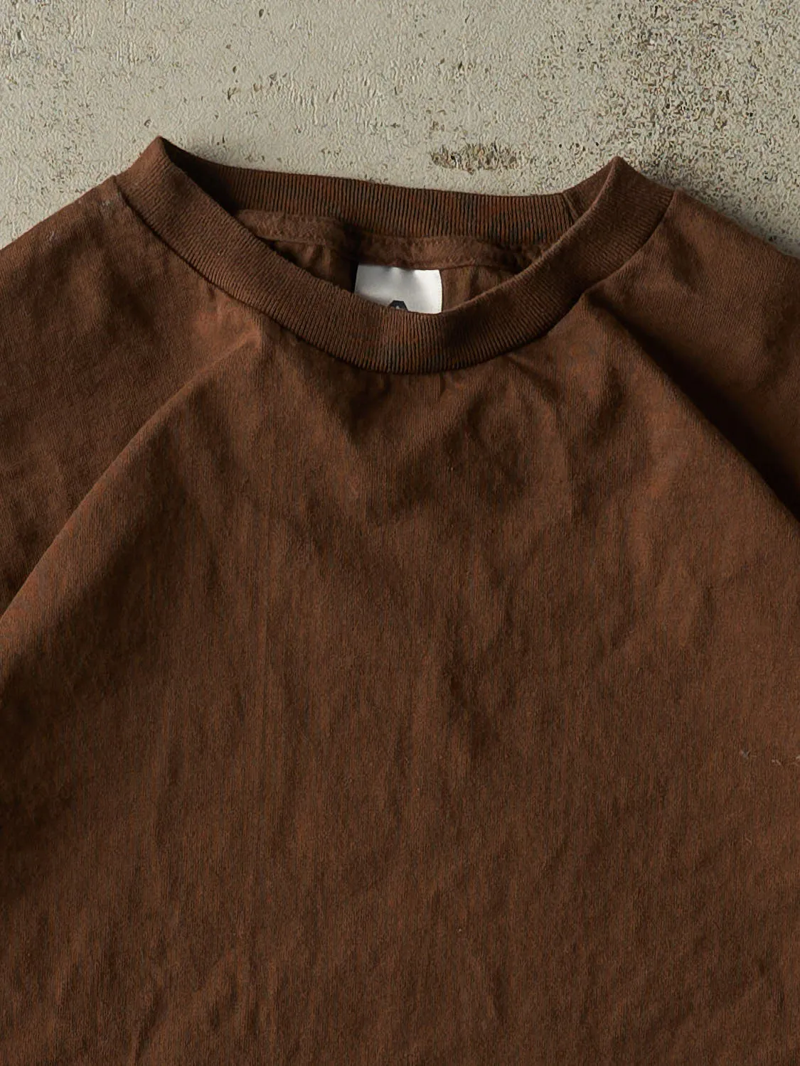 Vintage Y2K Brown Blank Long Sleeve (L/XL) sold by Rebalance Vintage product image thumbnail 2
