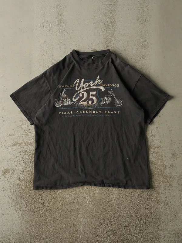 Vintage 98' Faded Black Harley Davidson 25th Anniversary Tee (L) sold by Rebalance Vintage
