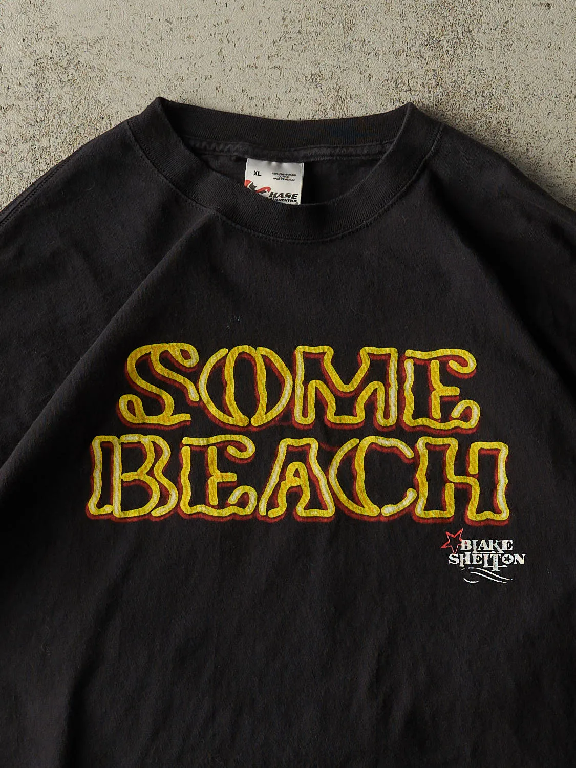 Vintage Y2K Black Blake Shelton Some Beach Tee (L/XL) sold by Rebalance Vintage product image thumbnail 3