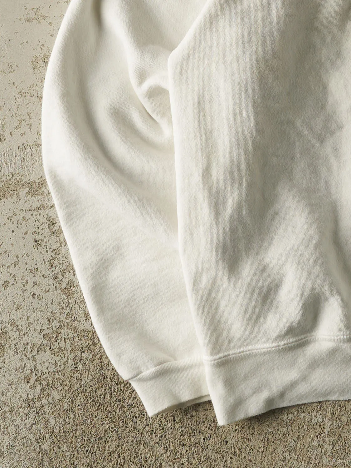 Vintage 90s White Hilton Head Island Crewneck (S/M) sold by Rebalance Vintage product image thumbnail 3