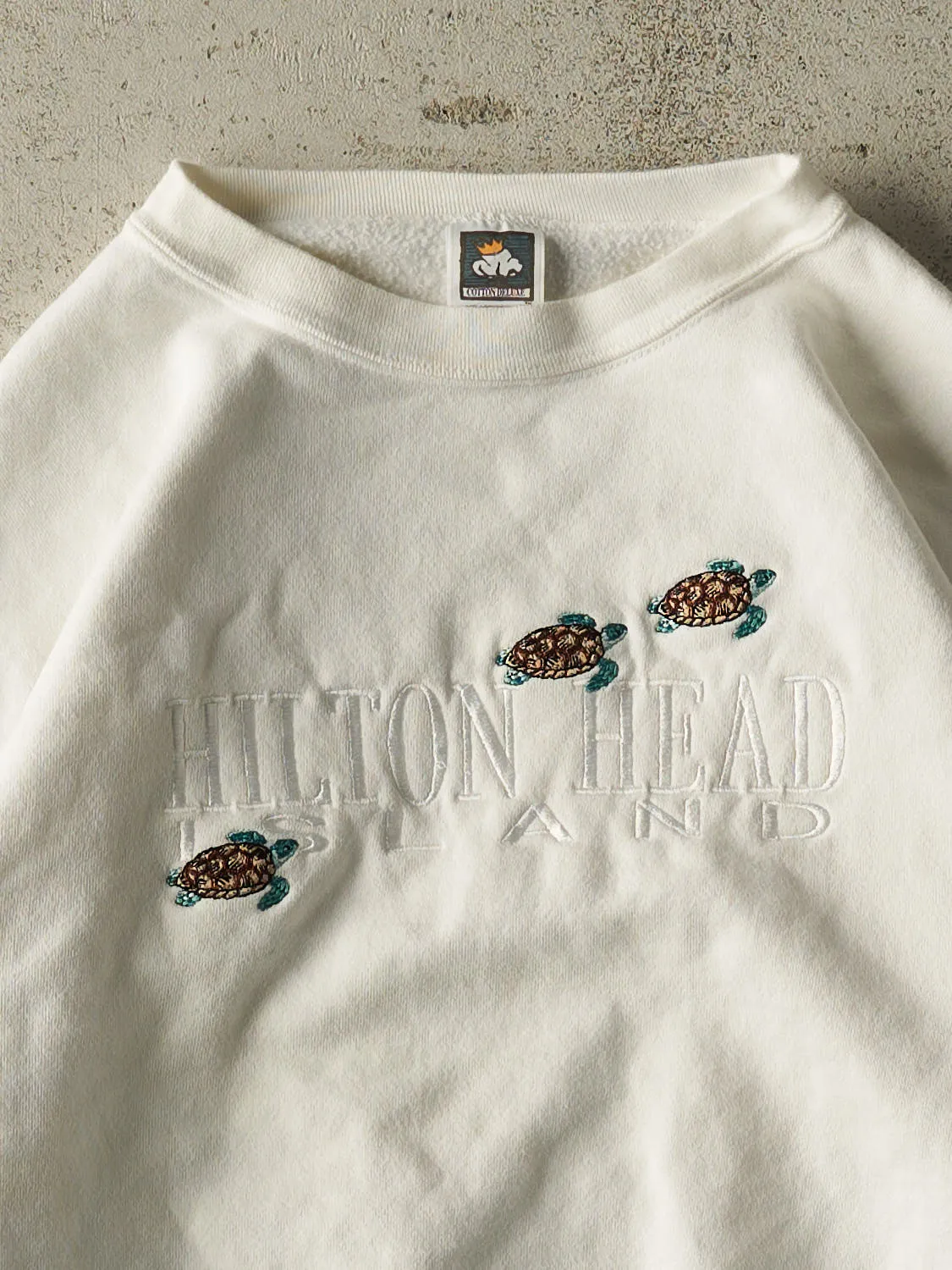 Vintage 90s White Hilton Head Island Crewneck (S/M) sold by Rebalance Vintage product image thumbnail 2