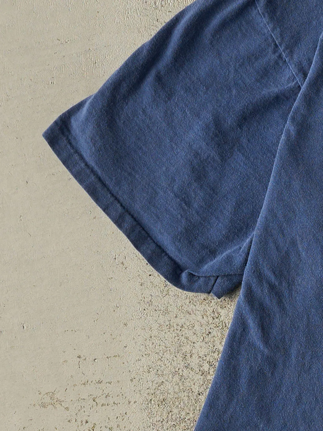 Vintage 90s Blue Smugglers Notch Skiing Embroidered Tee (XL/XXL) sold by Rebalance Vintage product image thumbnail 3