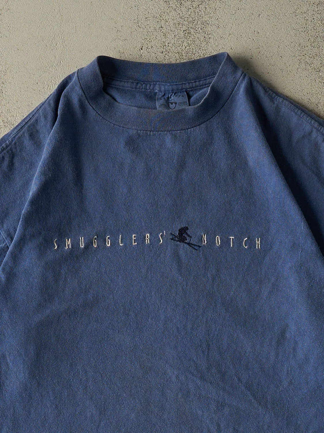Vintage 90s Blue Smugglers Notch Skiing Embroidered Tee (XL/XXL) sold by Rebalance Vintage product image thumbnail 2